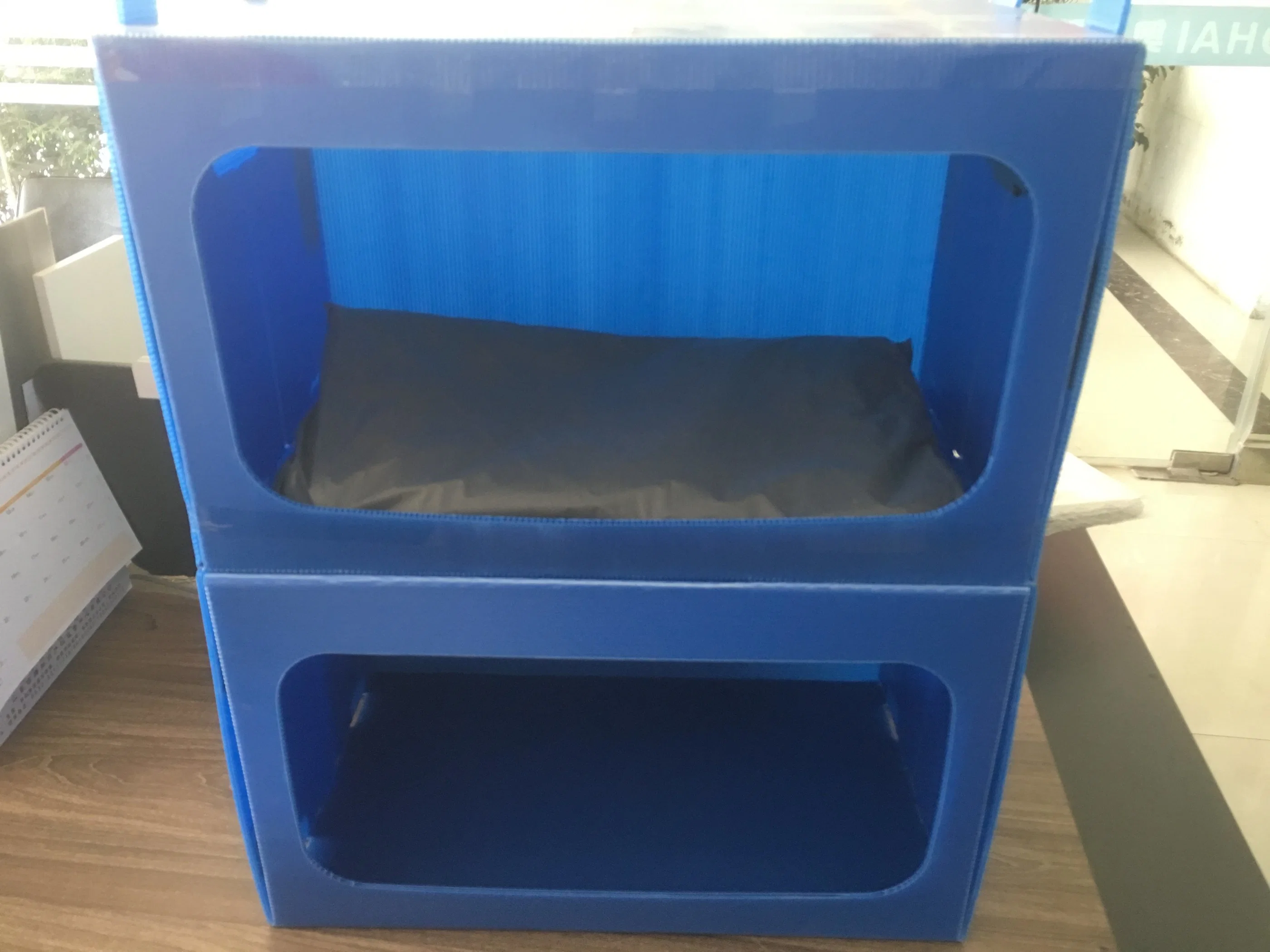 PP Hollow Sheet Container Plastic Storage Case for Packing Garments