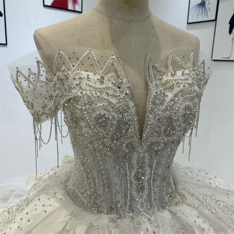 2023 La Reine de la broderie de perles de luxe Style robes de mariage de haute qualité en usine pour le parti de mariée