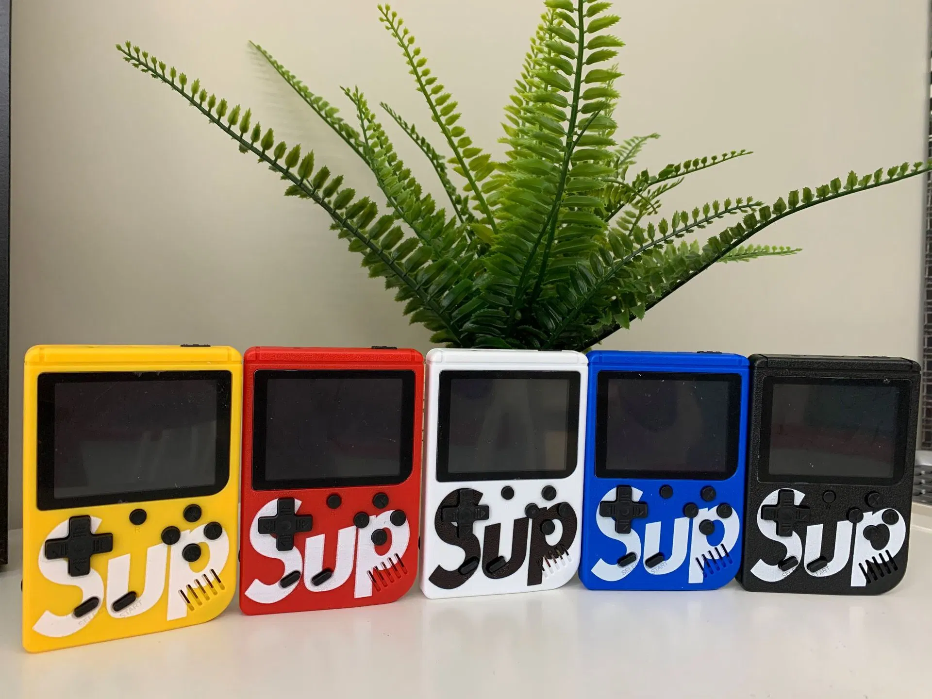 Retro Portable Mini Handheld Sup Game Console 8-Bit Color LCD Kids Color Game Built-in 400 Games Player Sup Game Console