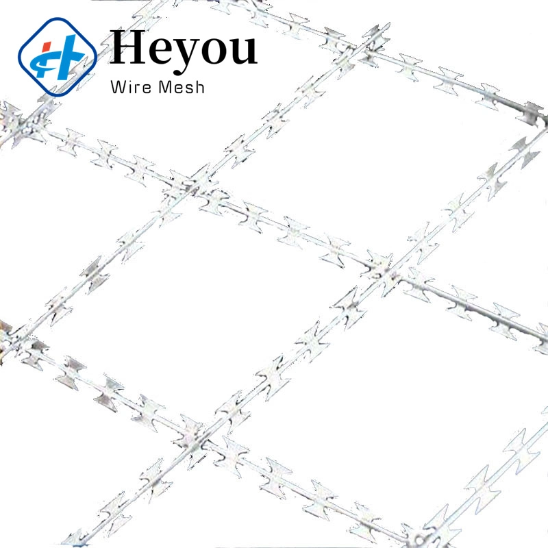 China Export Barbed Wire Mesh Manufacturers Bto-10 Razor Net Wire Mesh China Paint Diamond Hole Barbed Wire