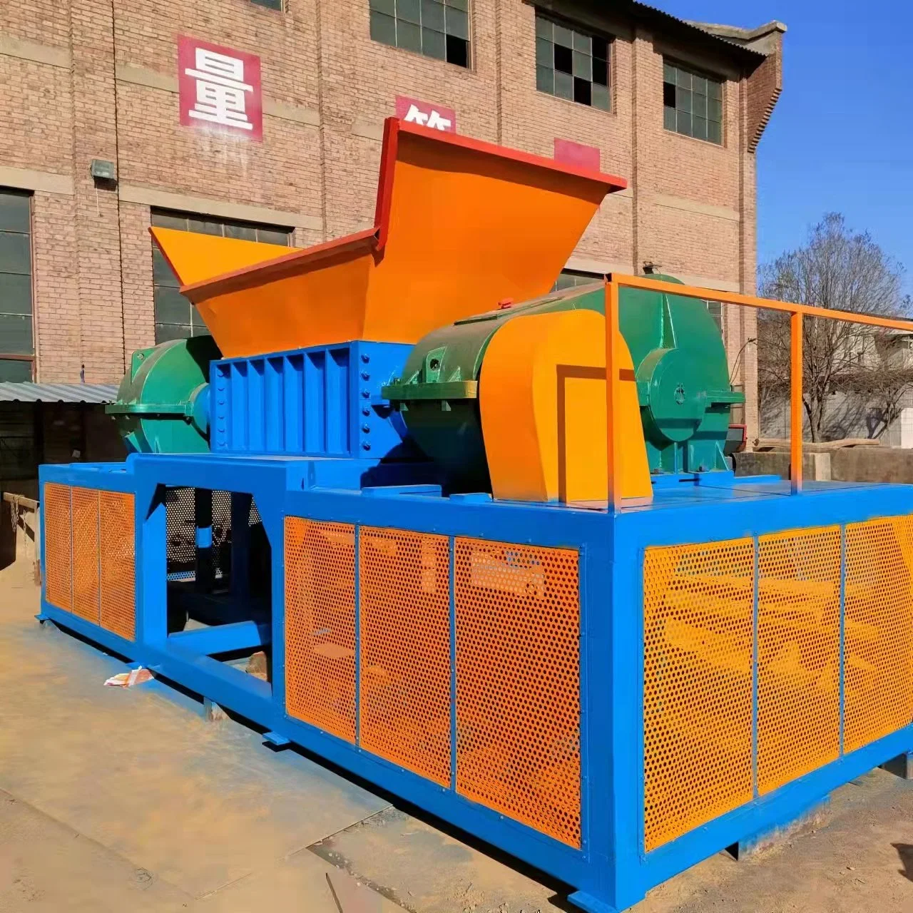 New Model Industrial Double Shaft Waste Car Plastic Wood Rubber Shredder Scrap Metal Shredder Machine