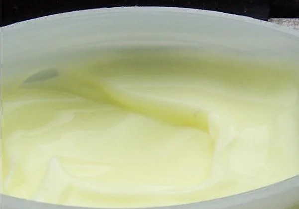 Refined White Petroleum Jelly / White Vaseline