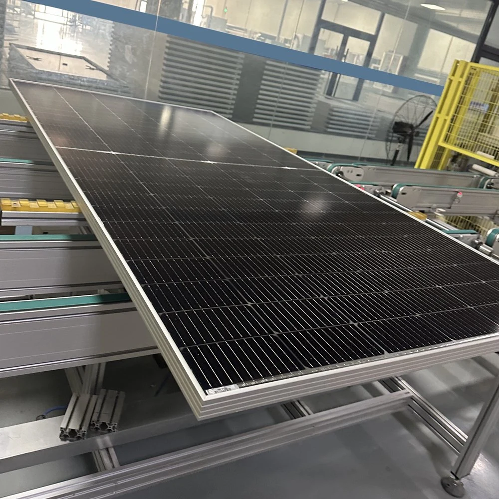 Half Cell Mono Photovoltaic PV Solar Panel 540W 550W 560W