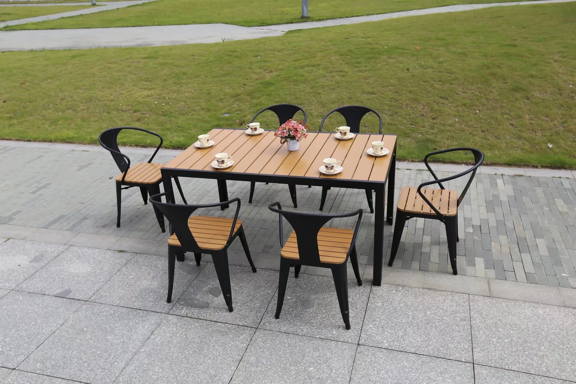 Outdoor Commercial Plastic Wood Tables and Chairs Outside The Balcony Courtyard Garden Aluminum Alloy Leisure Chairs Furniture