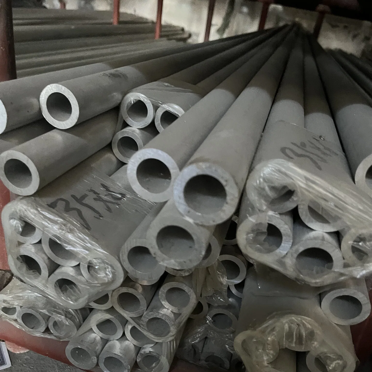 High quality/High cost performance 1050 3003 5005 6061 7075 10 Inch 1mm Aluminum Pipe for Building Material