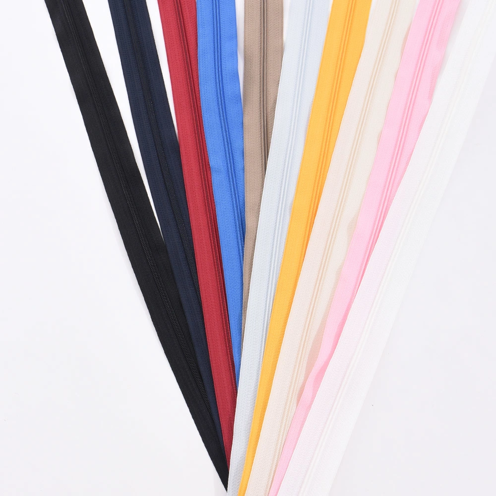 Wholesale/Supplier Factory Custom Smoothly 3# 5# 7# 8# Dyeing Nylon Zipper Long Chain Roll