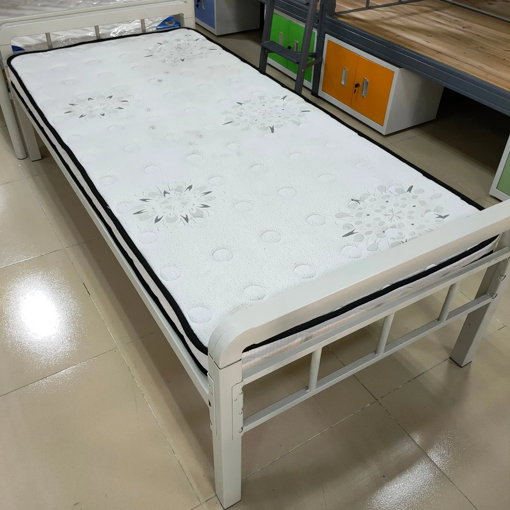 Bedroom Furniture Metal Single Bed for Sale (BD-28)