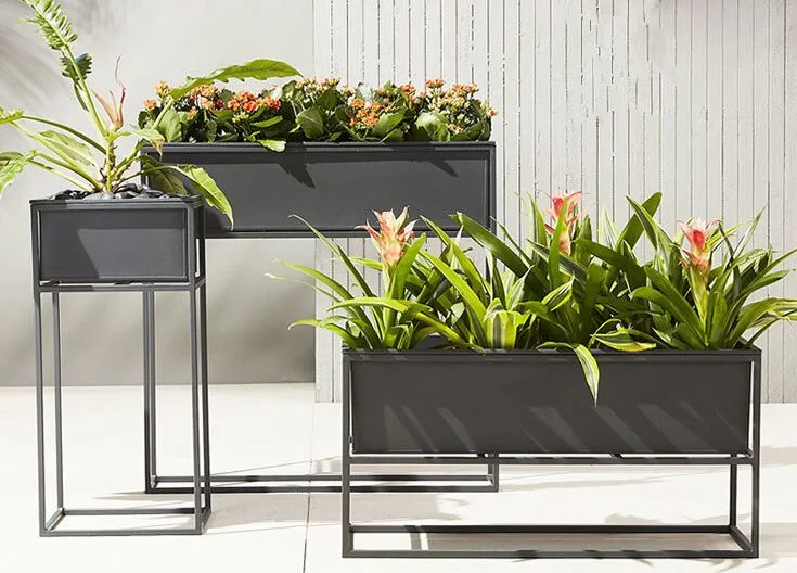 Hot Sale Black Powder Coated Galvanized Steel Planter Box Metal Flower Pot Planter Box