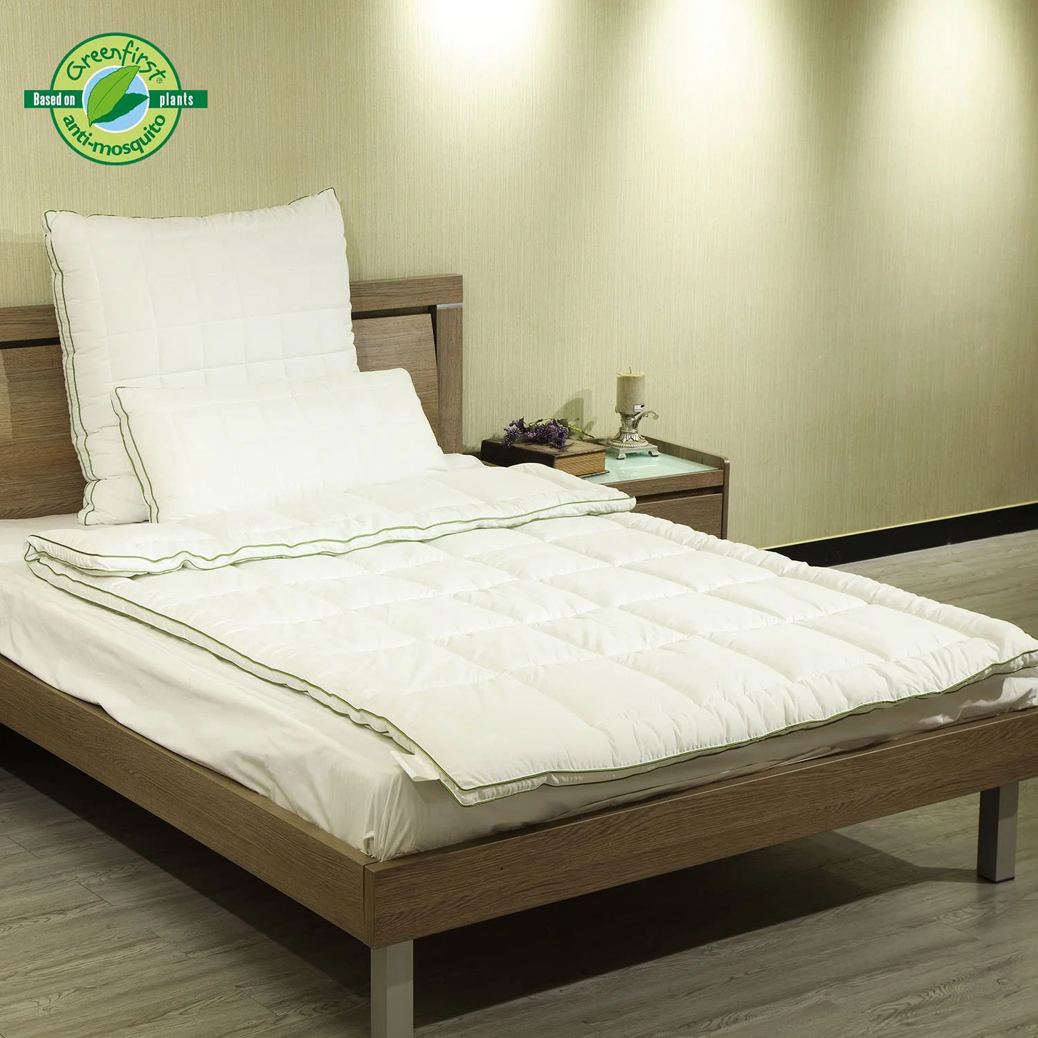 Factory Directly Queen King Size Antibacterial Comforter with Light Weight