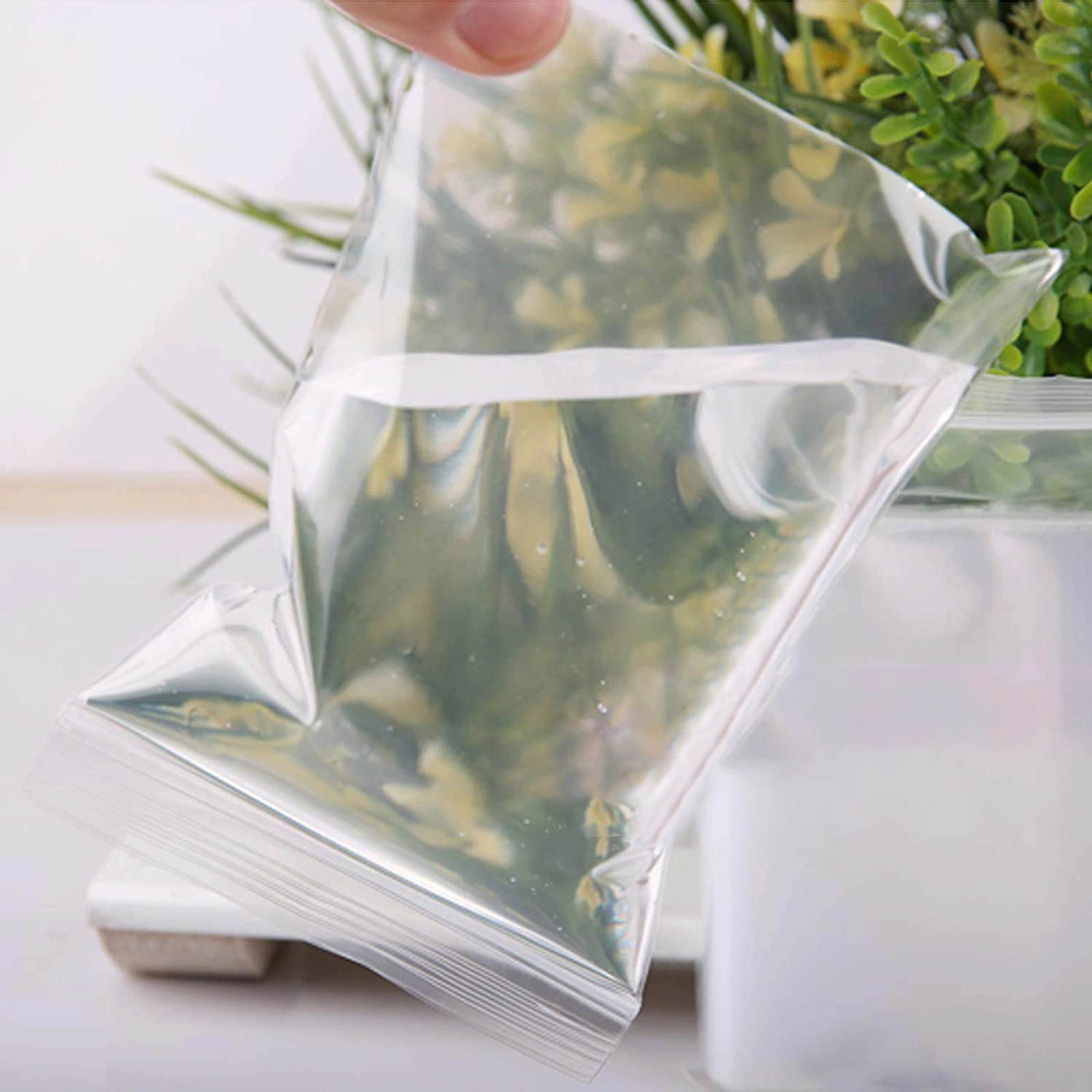 5 X 7 Cm (1.97 X 2.75") Transparent LDPE Garment Document Food Storage Self Sealing Zipper Plastic Zip Lock Sandwich Packaging Bag