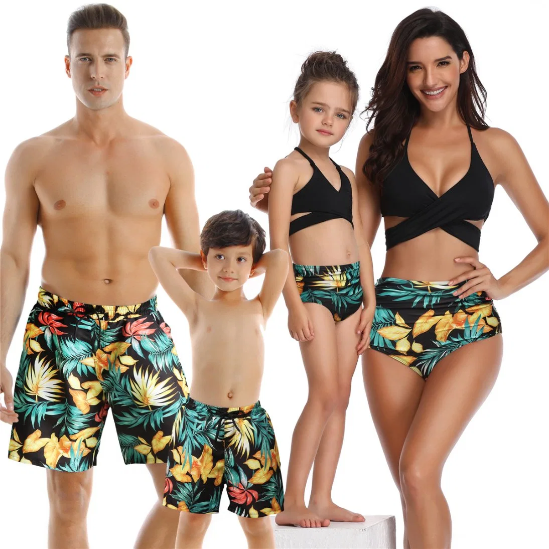 Nouveau Parent-Child maillot de bain, Four-Piece Summer Beach Bikini de natation de la famille d'usure