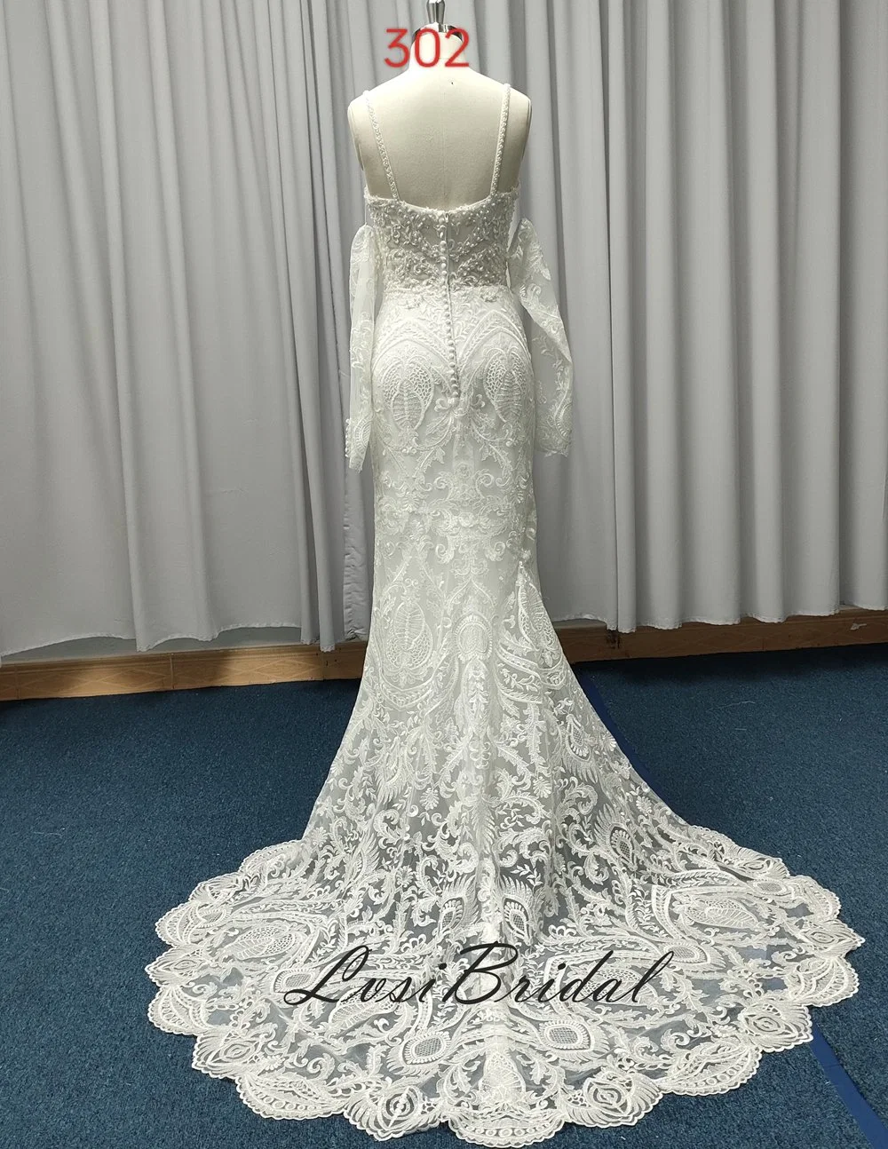 302 Illusion Bodice Spaghetti Straps Wedding Dress with Detachable Long Sleeve Bridal Gown Dress Heavy Lace and Beading Dress for European and American Style