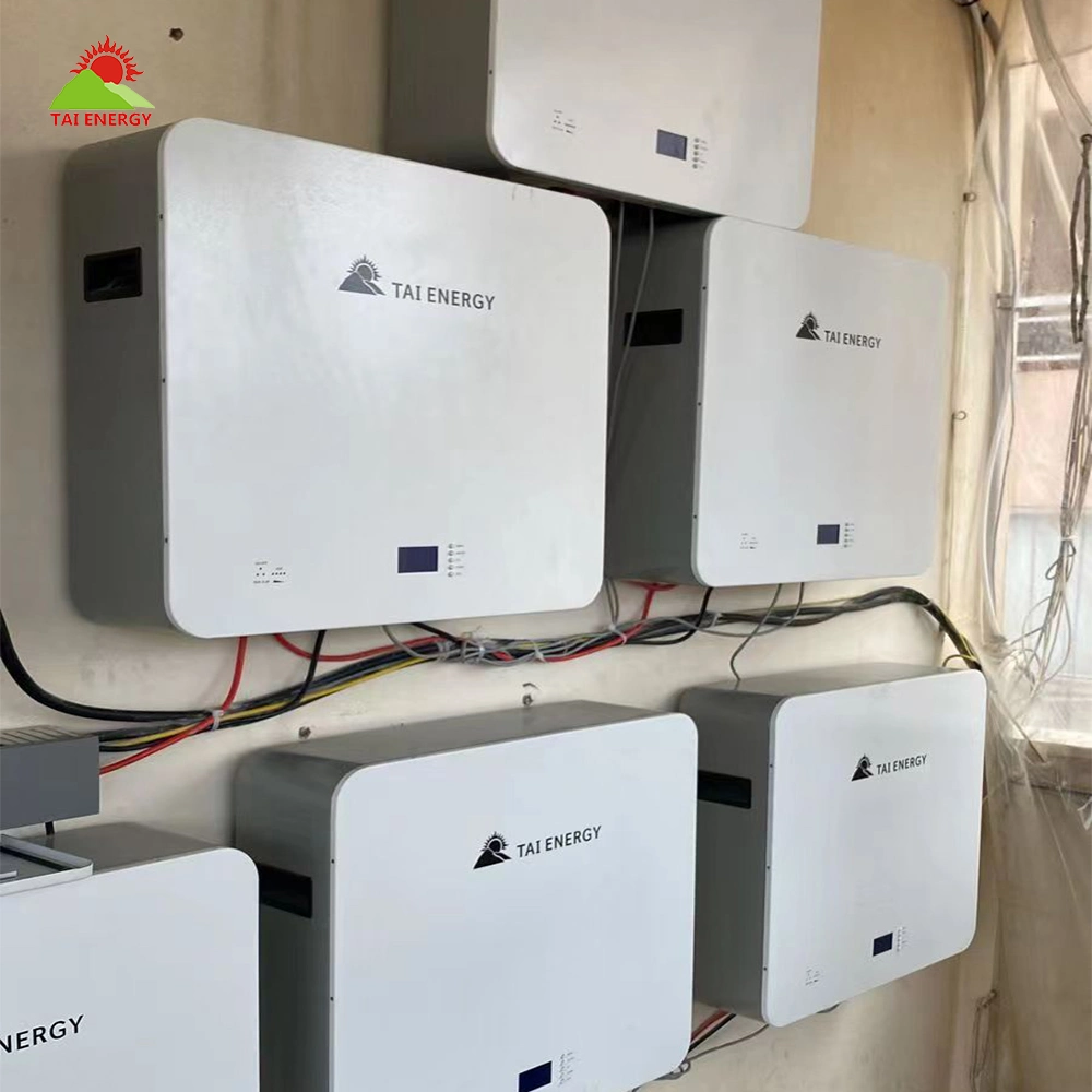 Bajo voltaje 51,2V de litio de 5kwh de energía solar Powerwall la pared de almacenamiento de agua del sistema de la prueba de batería Hrybrid batería solar residencial a 48V Batería de litio