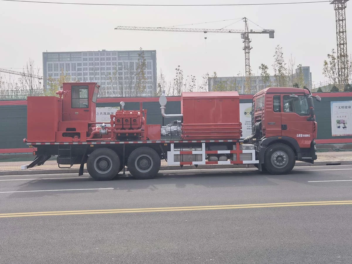 Sinotruk HOWO Campo de aceite de motor Weichai Hormigonera afianzan la carretilla