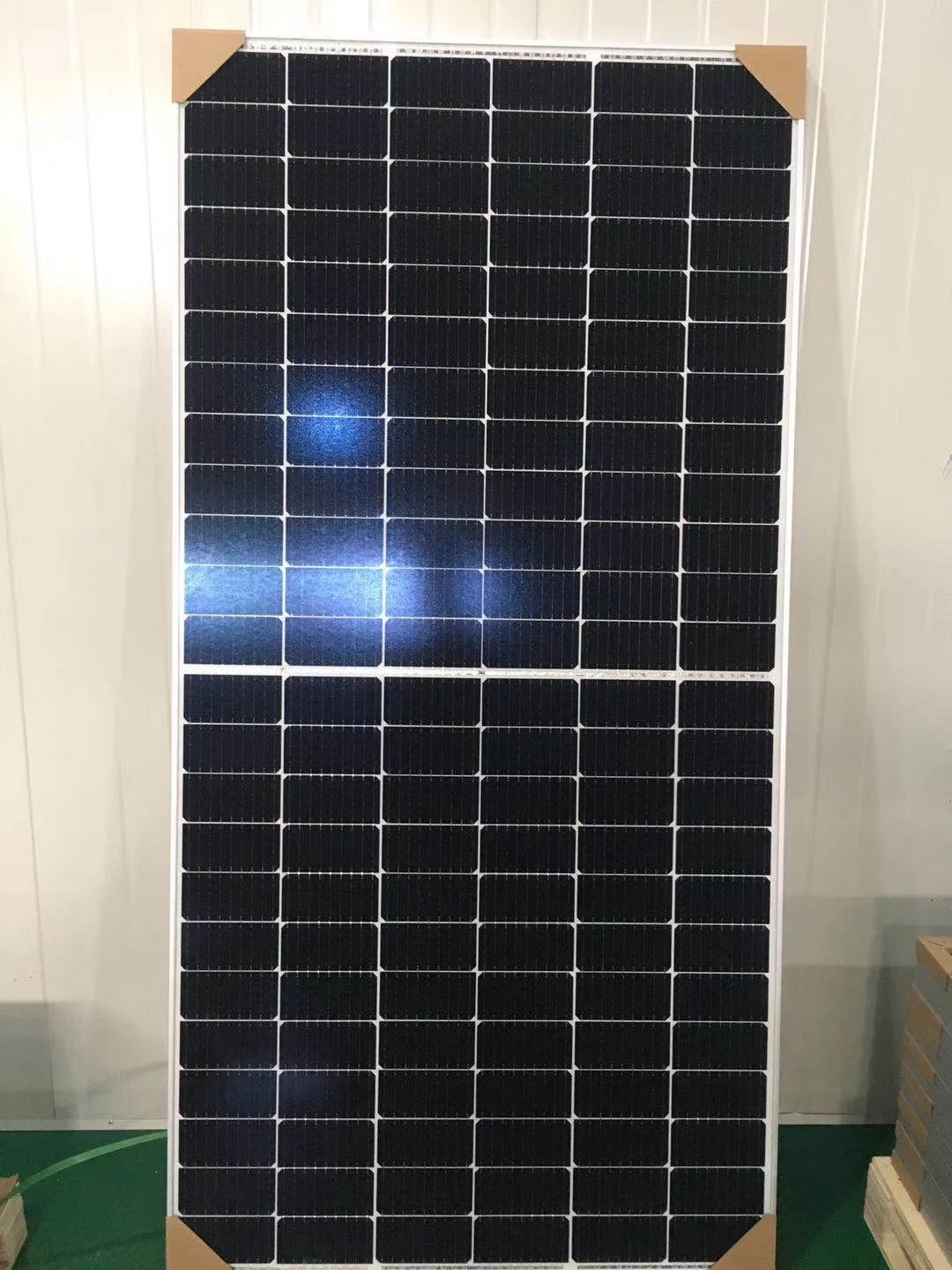 لوحة شمسية من الدرجة 1 GCL عالية الكفاءة من Paneles Solares بقدرة 4555 واط وحدة نظام الطاقة الشمسية