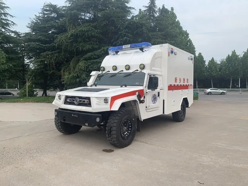 L'Hôpital d'urgence médicale Mercedes hors route Ambulance de surveillance de véhicule automobile