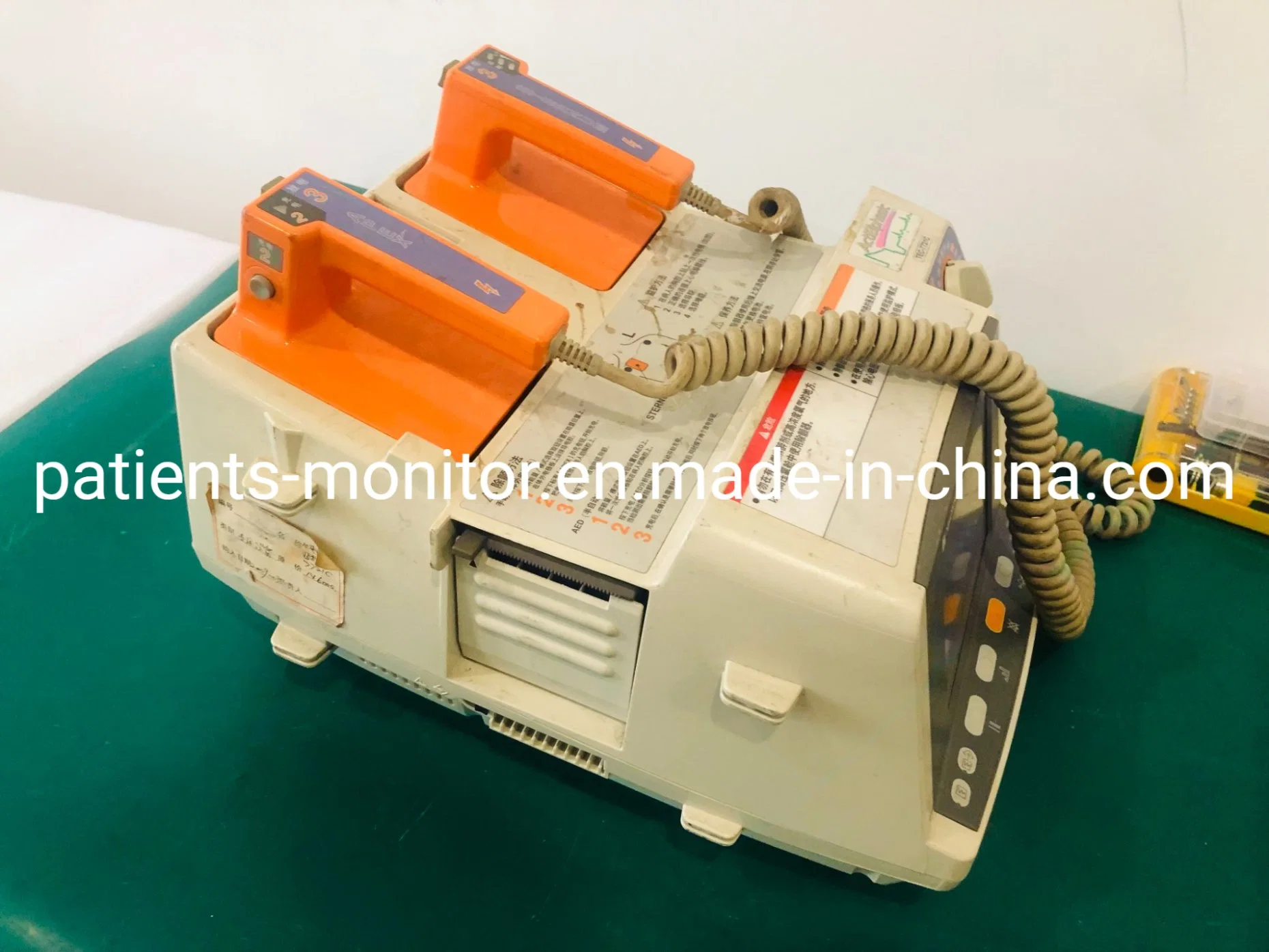 Nihon Kohden Cardiolife Tec-7721 C Defibrillator Machine Used for Sale