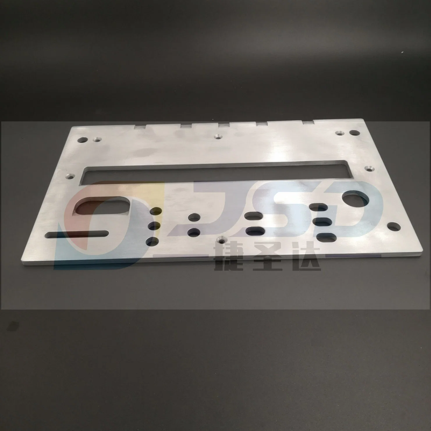 Alliage d'aluminium Le traitement de la plaque en acier inoxydable pour l'alimentation de la machinerie, la production de tabac, de ligne de service, d'usinage CNC OEM