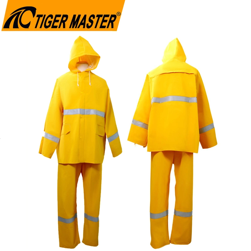 Custom Logo Two Pieces Yellow PVC Polyester High Visibility Reflective Rainsuit Waterproof Oil Chemical Resistant Men Raincoats