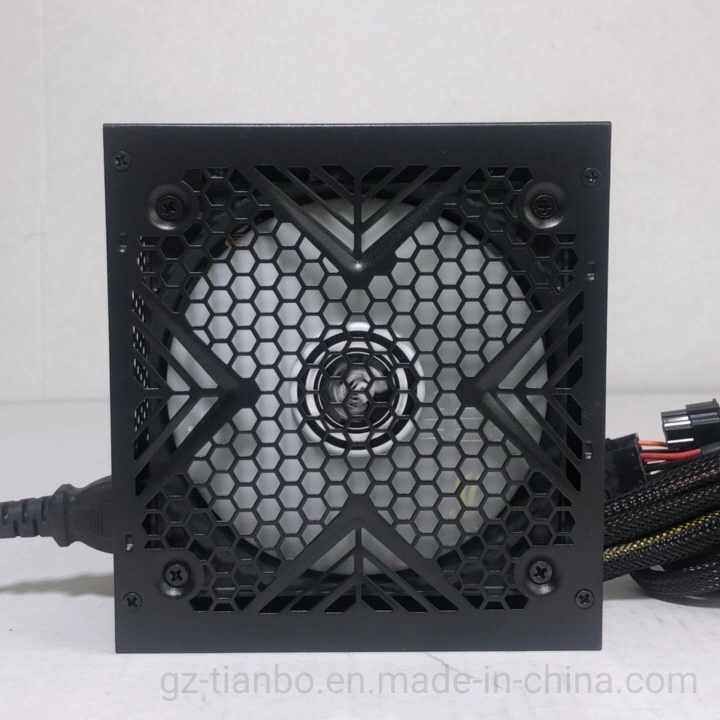 Alta eficiencia de los juegos de PC ordenador ATX 550W Fuente de alimentación del ventilador de 12cm la fuente de alimentación de PC 80+ Gran tensión