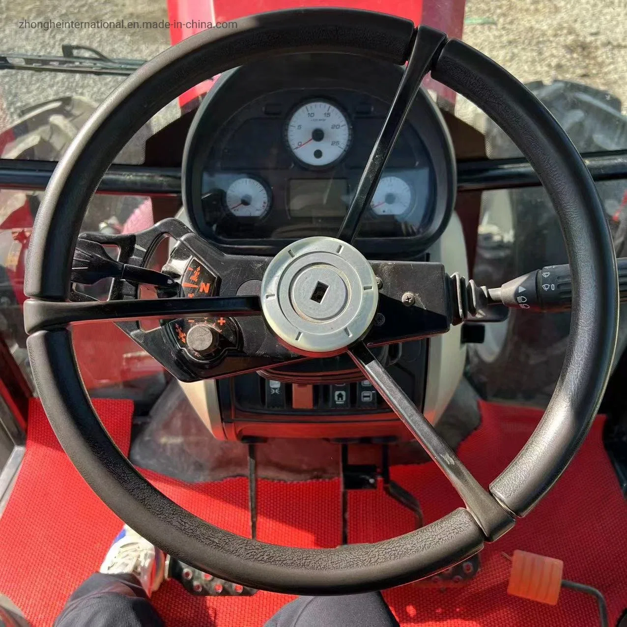 تم استخدام 100HP 110HP 120HP 130HP 220HP 4WD Massey Ferguson S1304-C آلات زراعة الجرارات آلات زراعية لزراعة الأراضي الزراعية