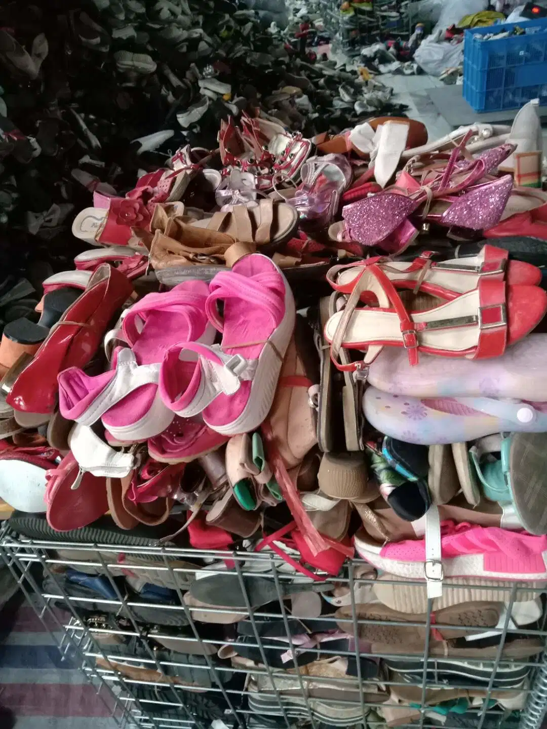 Super Popular and Attractive Fashion Used Shoes to African Markets