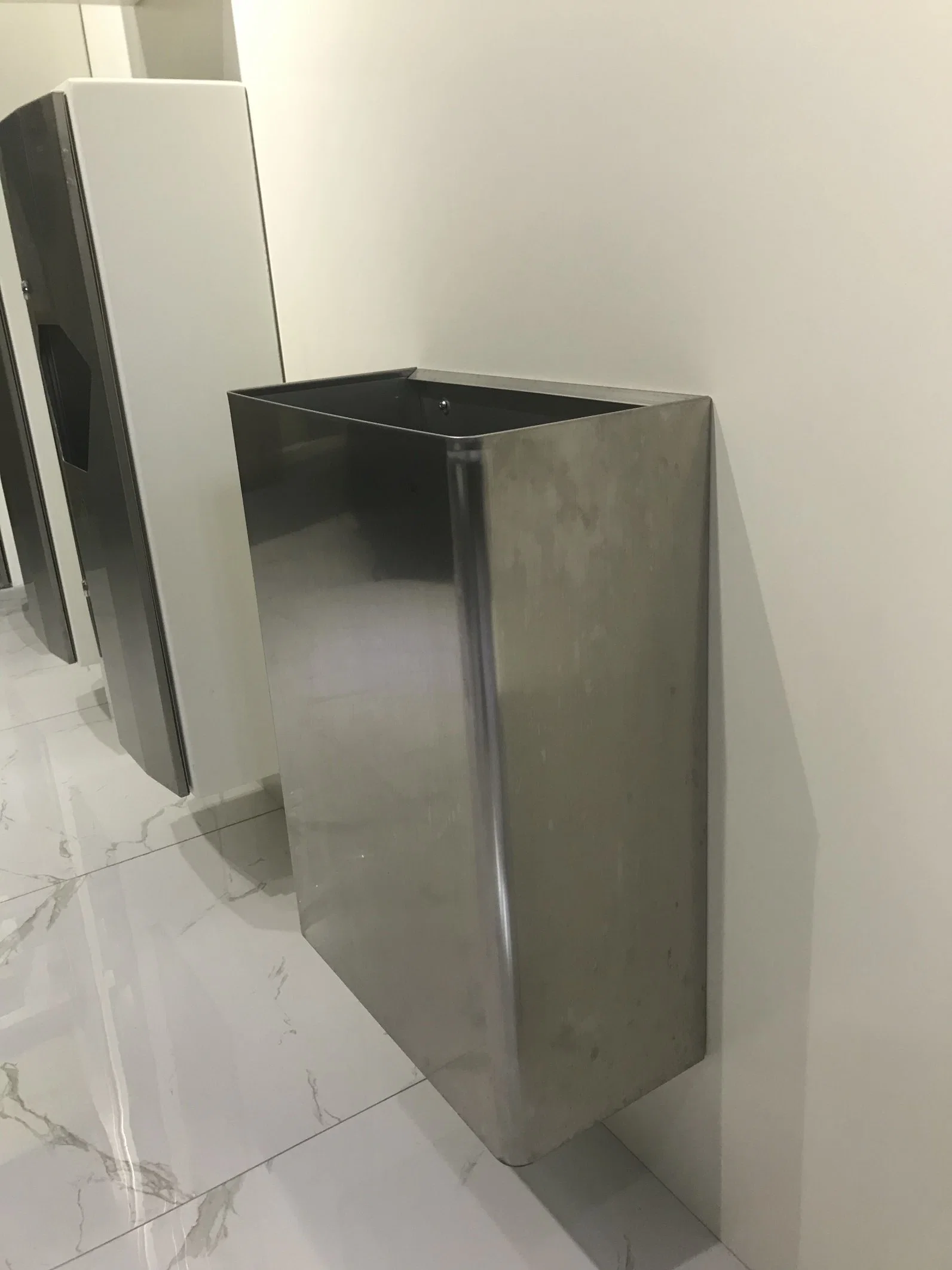 Big Sale 304 Stainless Steel Wastebin (XT02-K380)