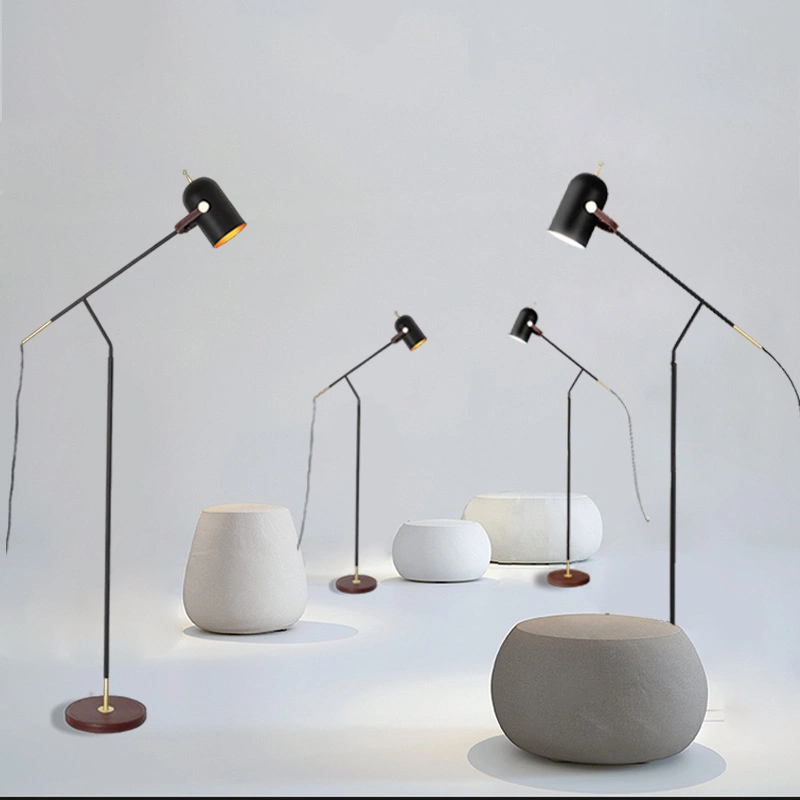 Nordic Room Living Room moderne minimaliste Soft Light protection des yeux Avec lampe de bureau verticale Bullet réglable sur pied en cuir
