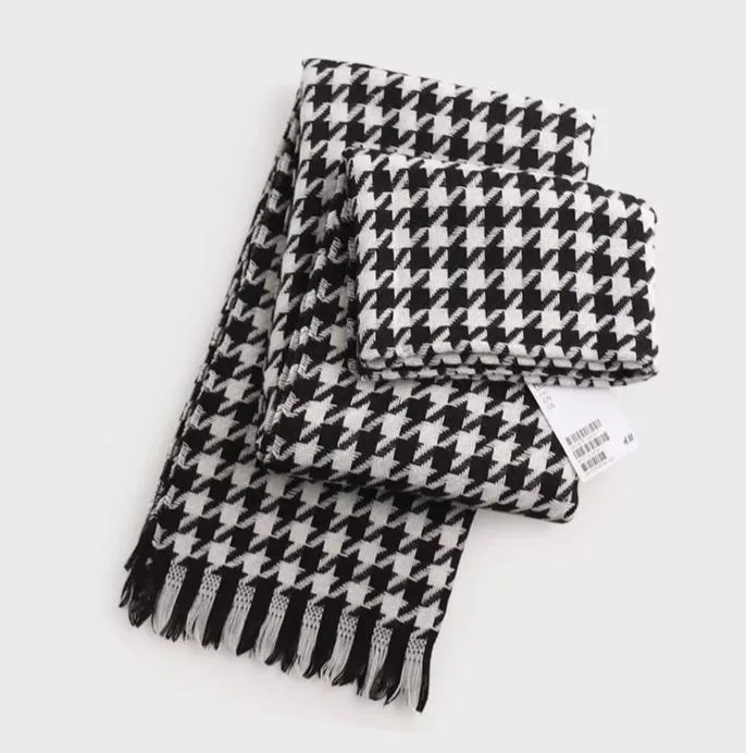 Luxus Schal für Frauen Seidenhalsausschnitt Frau Winter Stricken Frauen Maschine Damen Kaschmir Wolle Bekleidung
