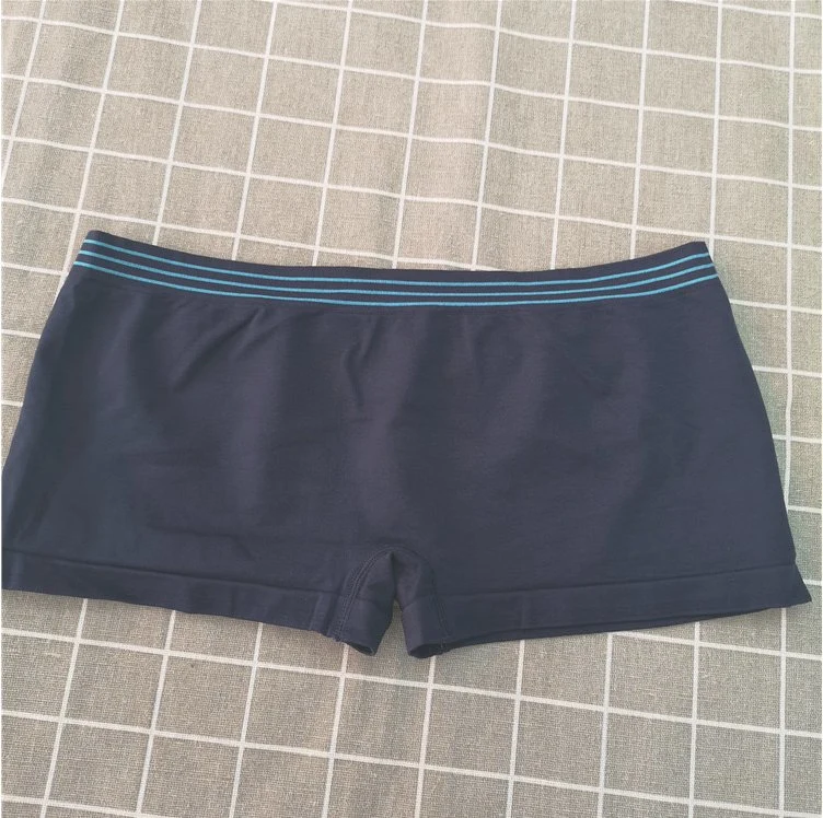 Lady Fashion Sports Seamless Short