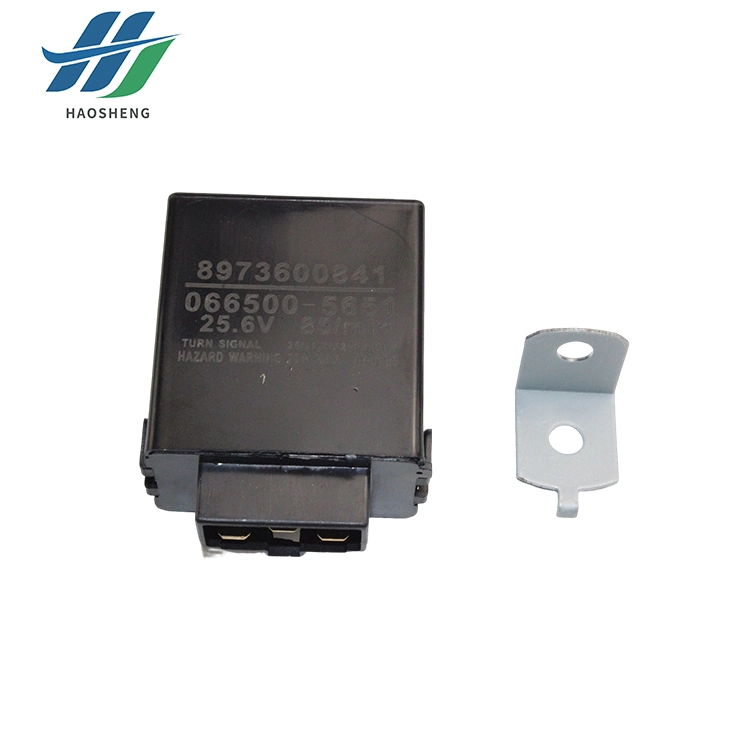 Truck Parts Spare Parts with High Quality Relay Flasher Npr 4hf1 3p 24V 8-97360084-0