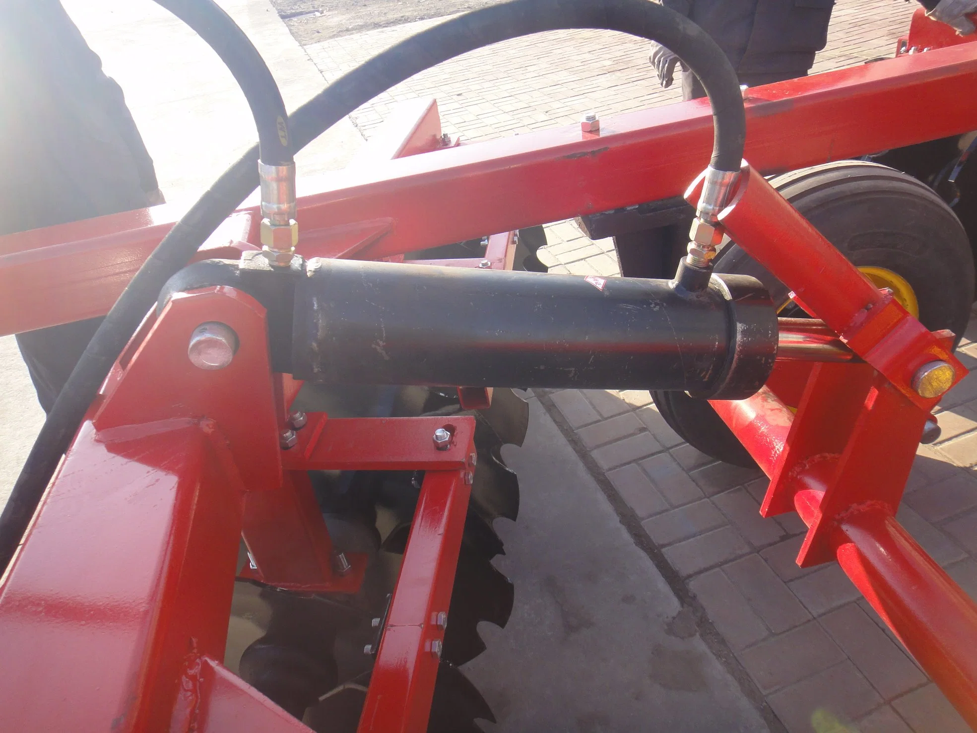 1bj Series Hydraulic Trailed Offset Middle Duty Disc Harrow for 70-160HP Tractor