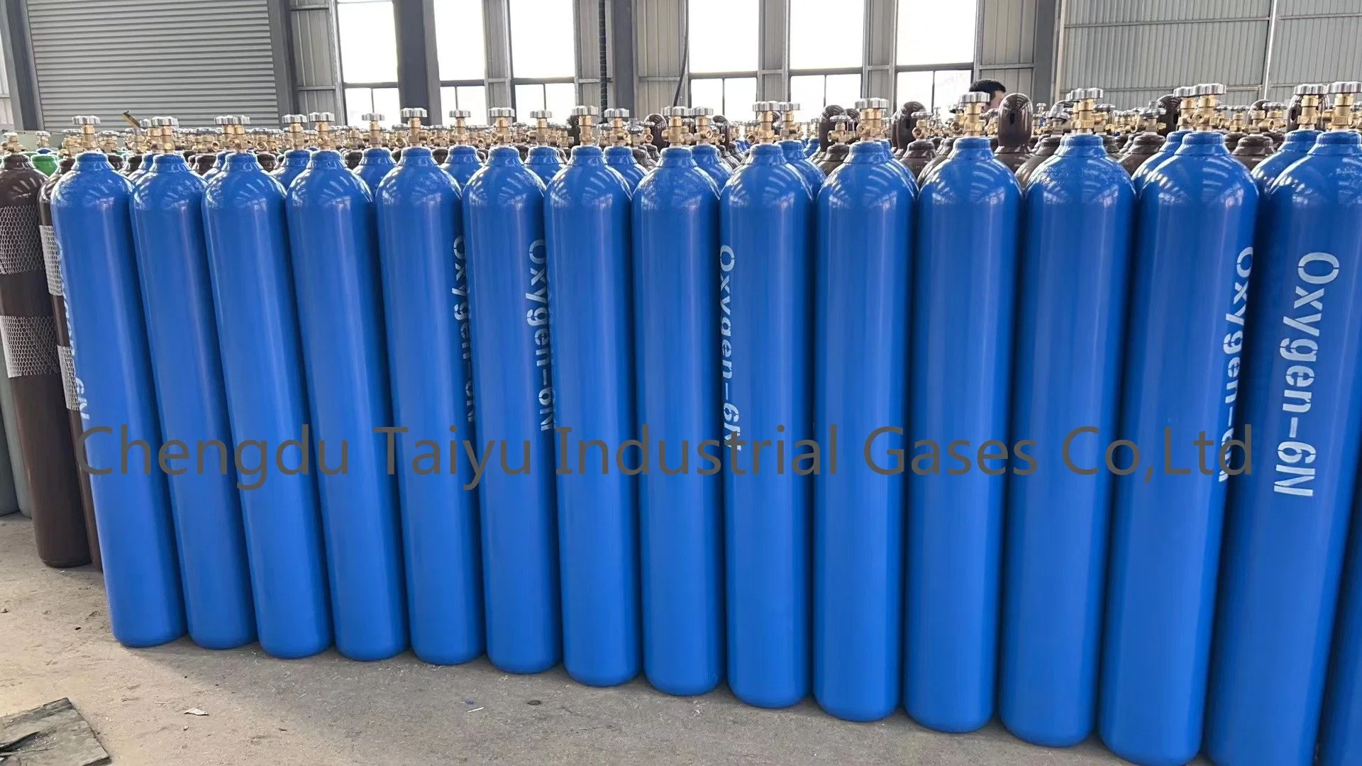 Industrial Grade 99.9999% Purity Container Oxygen Gas 10m3 Filled in 50L Cylinder