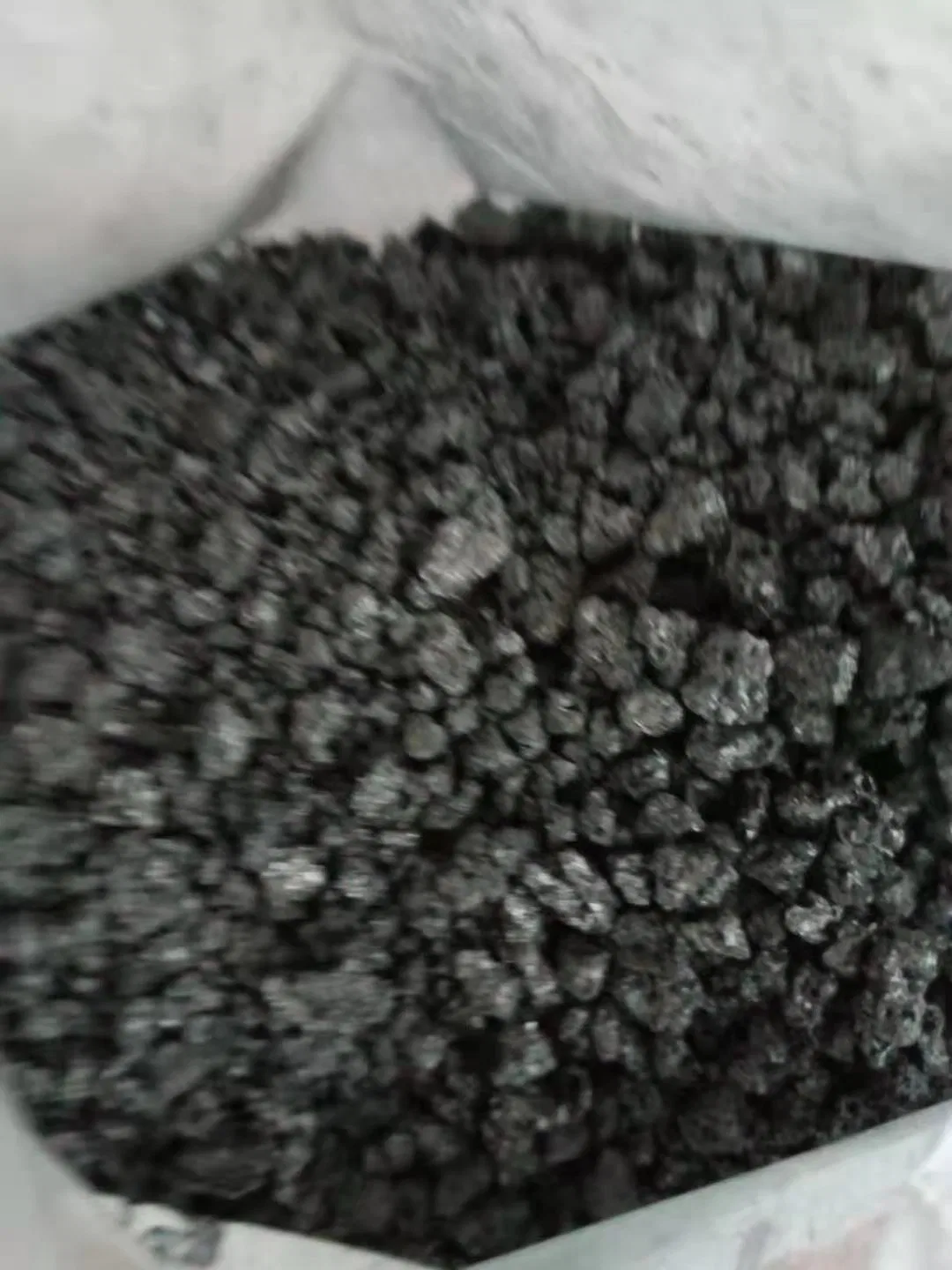 Hot Products Calcined Petroleum Coke Pet Coke /CPC 3-5mm Calcined Petroleum Coke