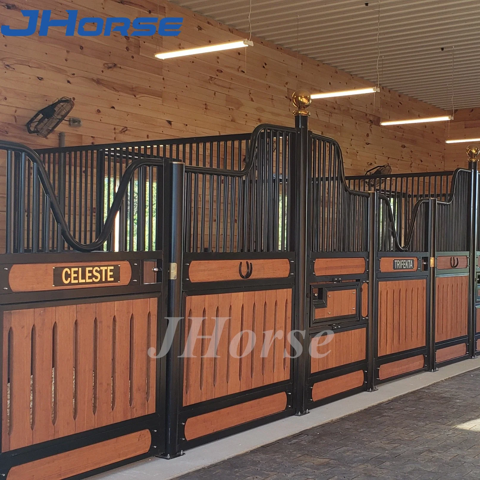 Agricultura caballo Fence Bambú polvo de madera Revestimiento caballo establo Paneles frontales