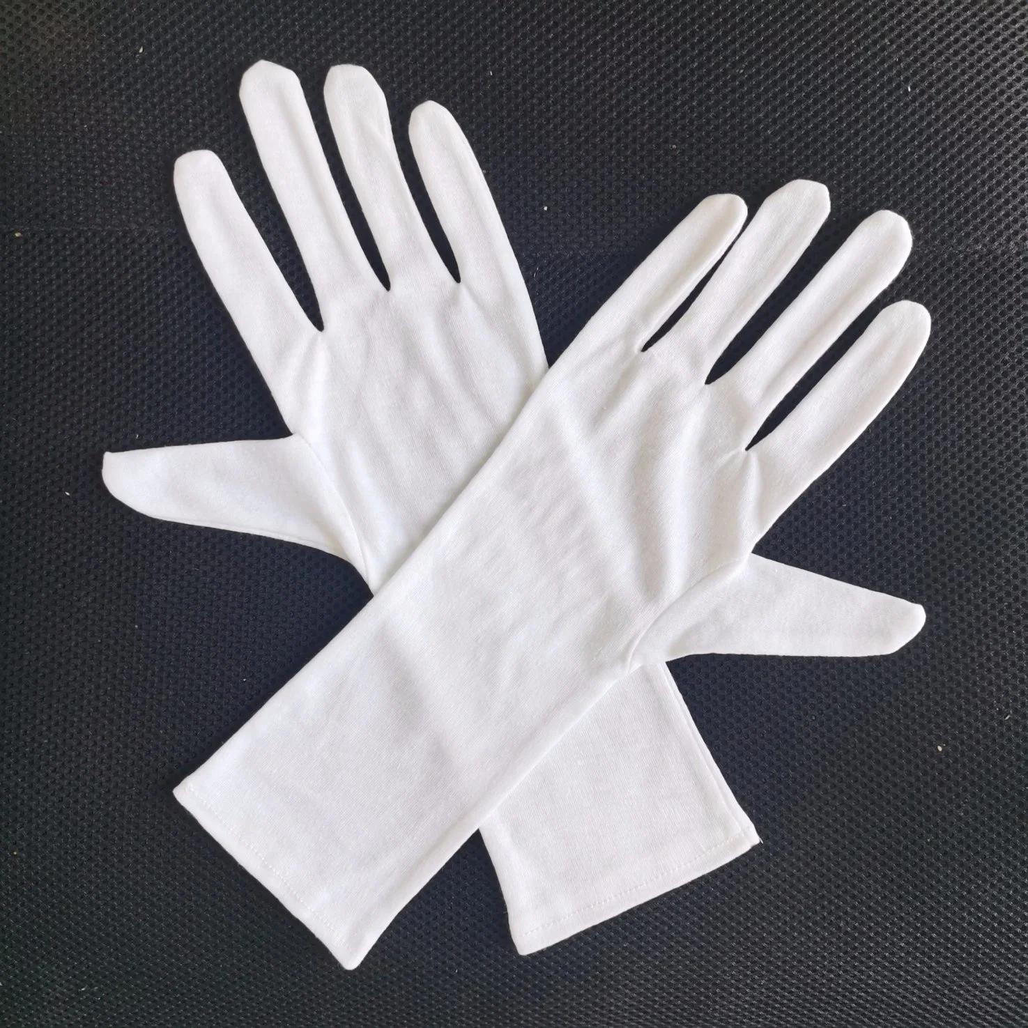 OEM Custom Marching Band White Cotton Gloves Ceremony Cotton Gloves Good Quality Cotton Safety Gloves by Jinlongyuan