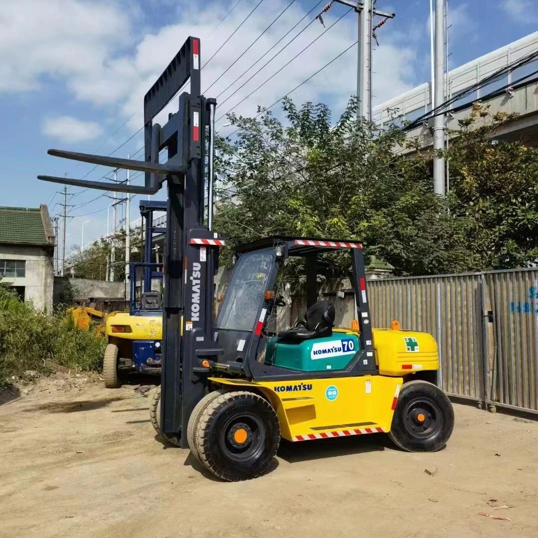 Used High Quality Komatsu Fd70 Container Lift Stacker Japan Brand Secondhand Forklift