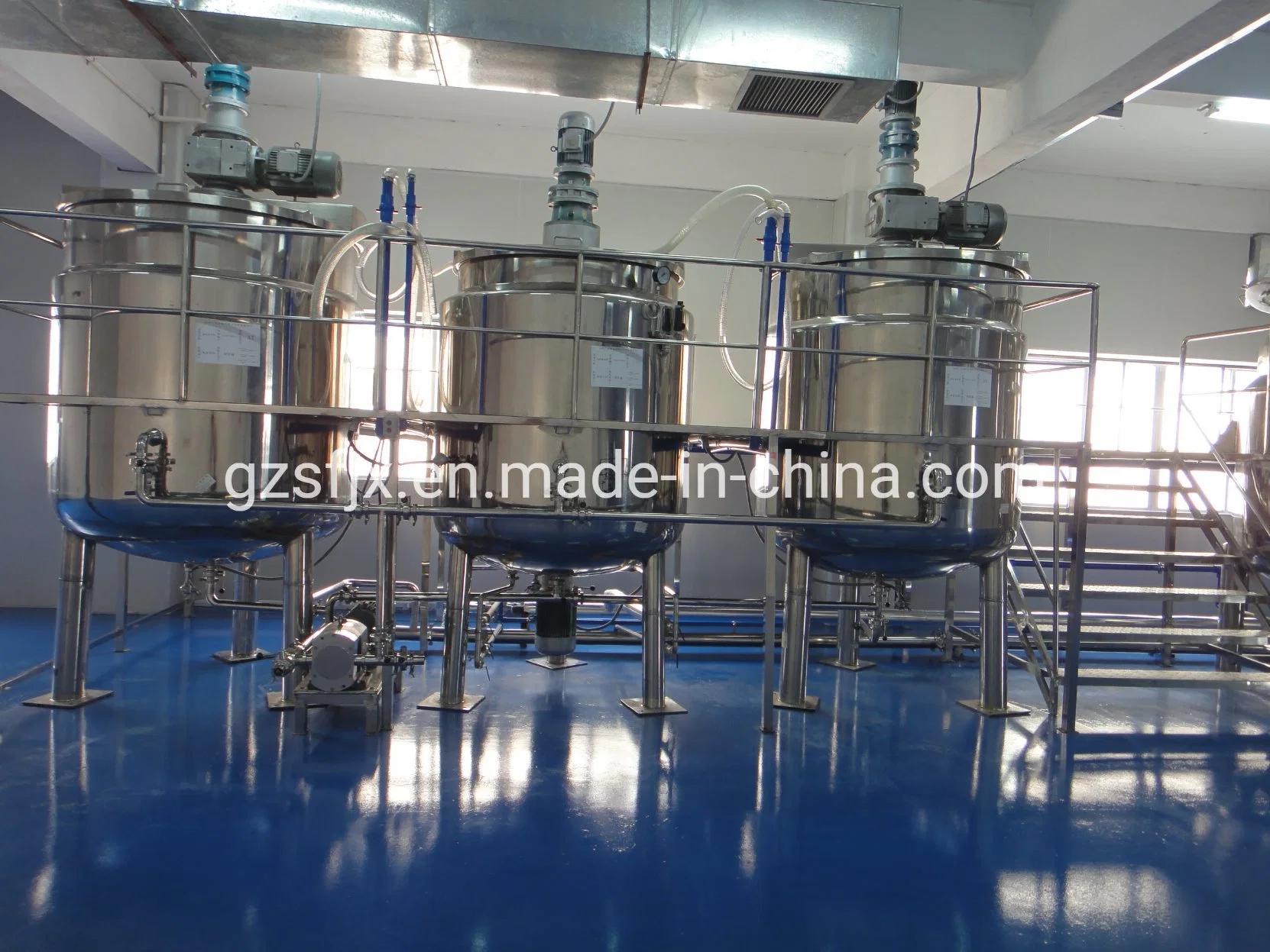 Guangzhou 500L Calefacción eléctrica Pasteurizer personalizada jugo leche depósito mezclador