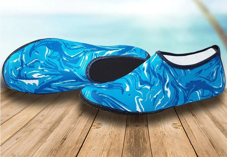 Piscine colorée Camouflage respirante anti-patinage plongée avec tuba Chaussures Chaussettes de plage