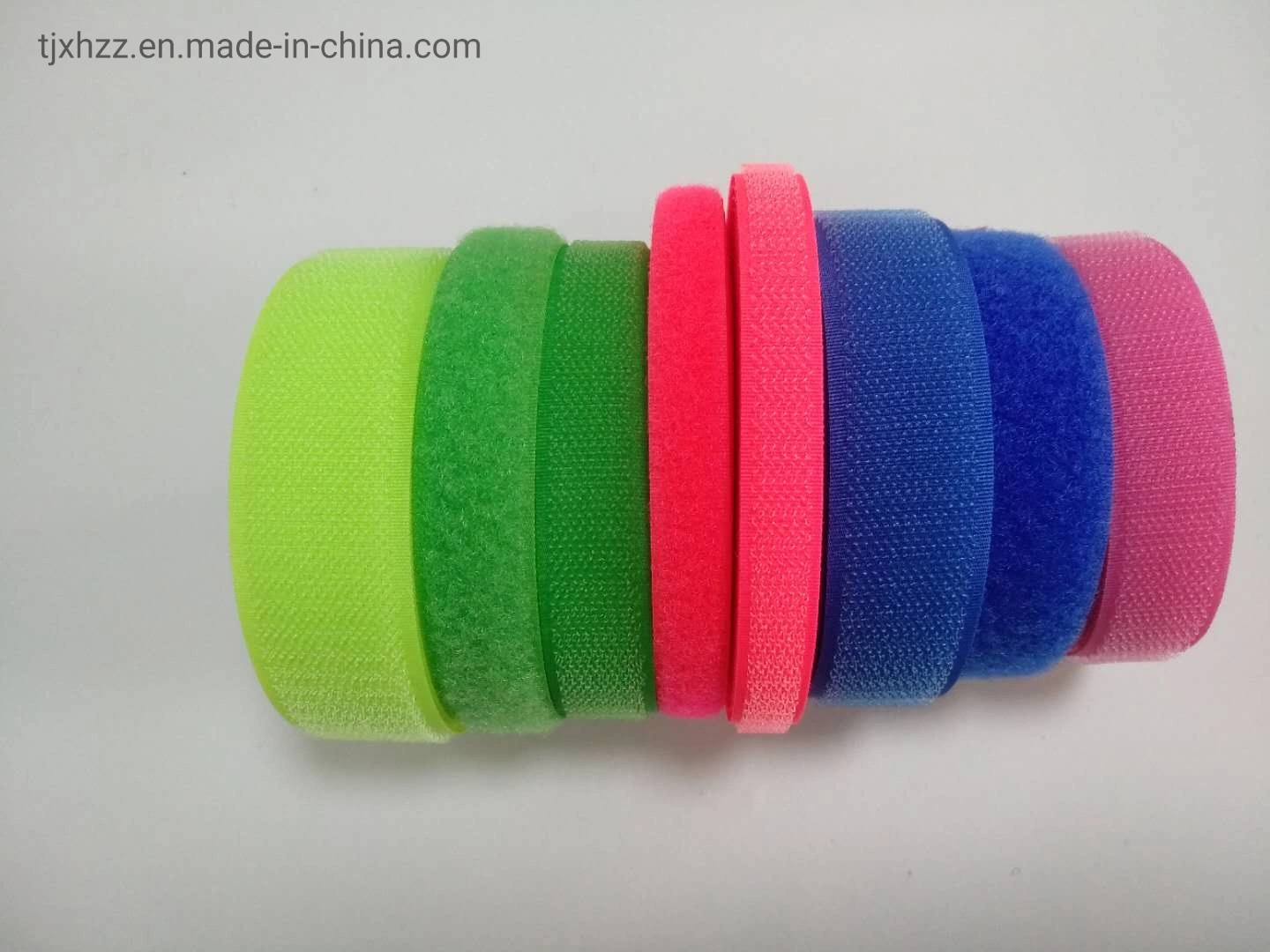 Wholesale/Supplier Factory Price Stickiness Strong, Fast, Easy to Use Self Adhesive Hook and Loop Tape