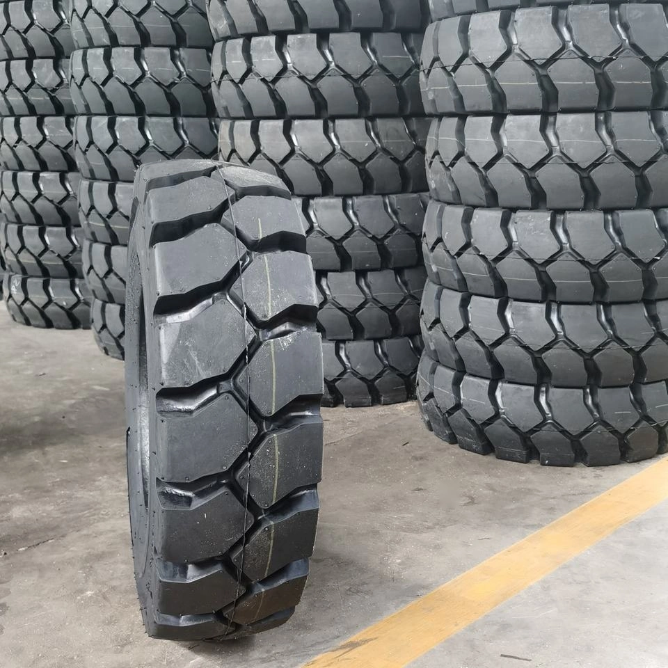 2.5 Ton Forklift Low Heat Generation Solid Rubber Tire 6.00-9/4.00 7.00-12/5.00 for Sale