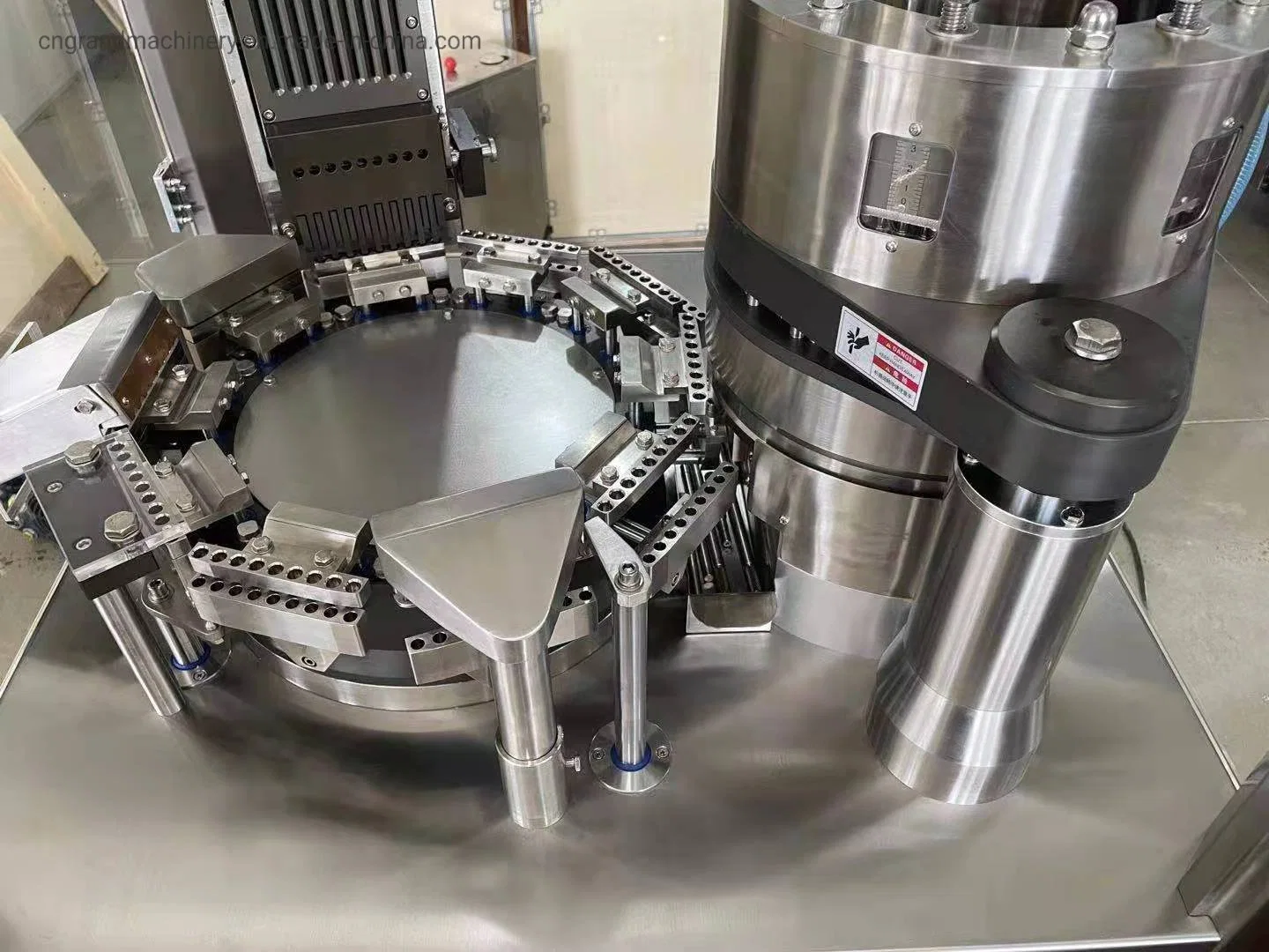 Njp-1200 Automatische Pulver Pellet Hard Capsule Filler Maschine Capsule Füllung Ausrüstung