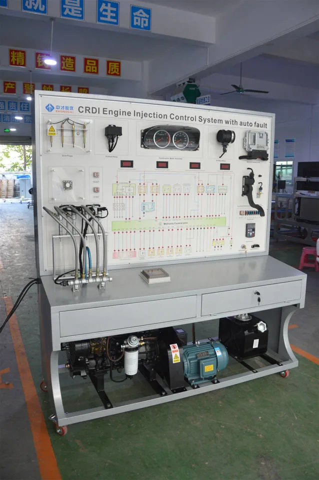 Diesel Common Rail Simulator en un banco, el equipo de entrenamiento del motor de automoción