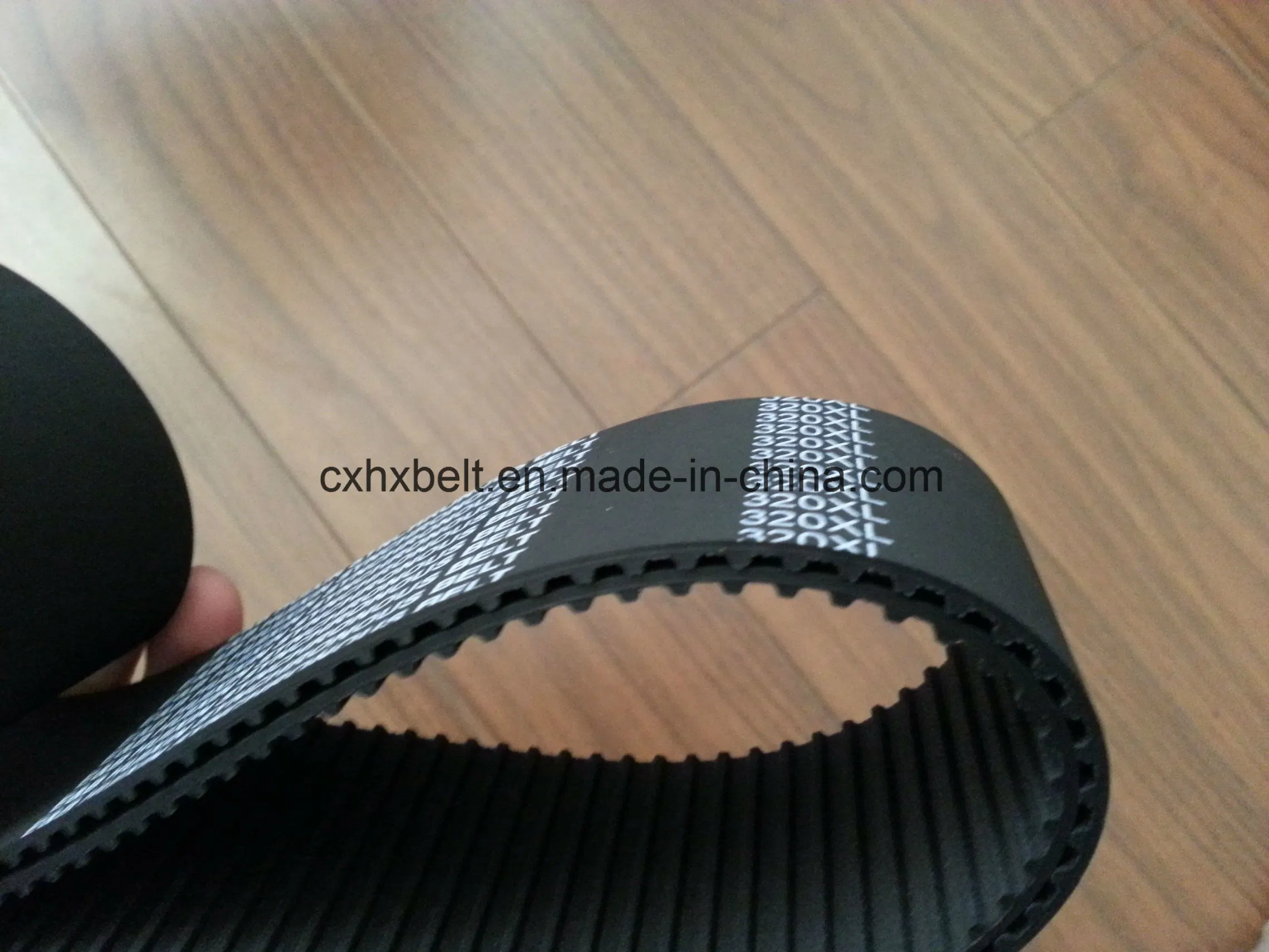 High Flexibility Standarded Neoprene Timing Belt: 260 266 270 272 274 276 280 288 XL