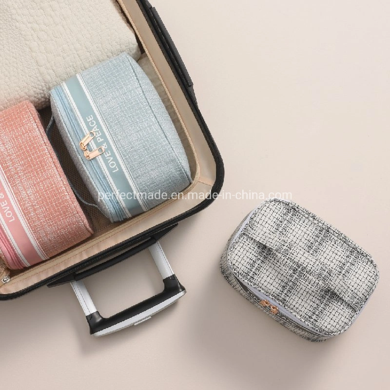 2021 Newest Custom High quality/High cost performance Travel Makeup Bag Cosmetic Bag Case