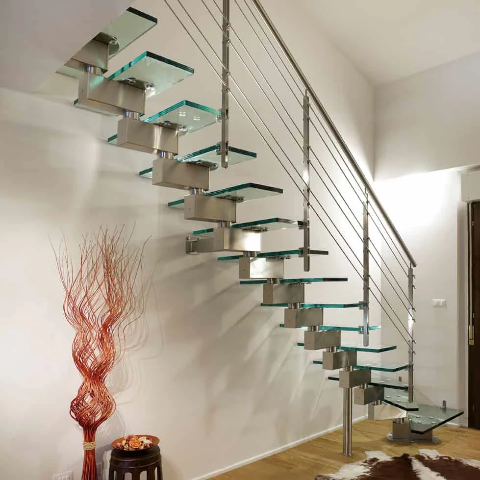 2020 New Arrival Modern Single Stringer Glass Stair Step