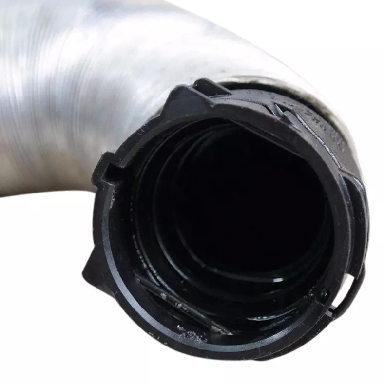 1712 7552 407 conduit d'admission d'air du turbocompresseur des pièces du moteur automatique Flexible pour tuyau d'admission d'air BMW E88 E82 E90 E93 E92 E91 OEM 17127552407