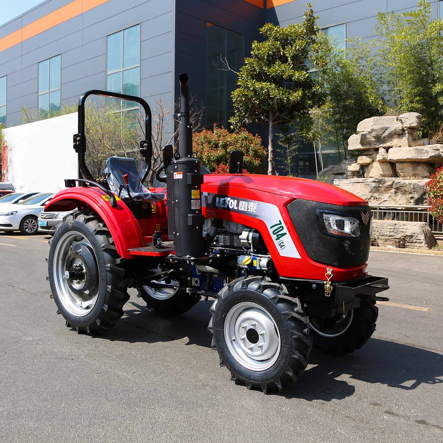 Chinese Tractors Comfortable Operation Manufacturer Farm Tractors for Sale