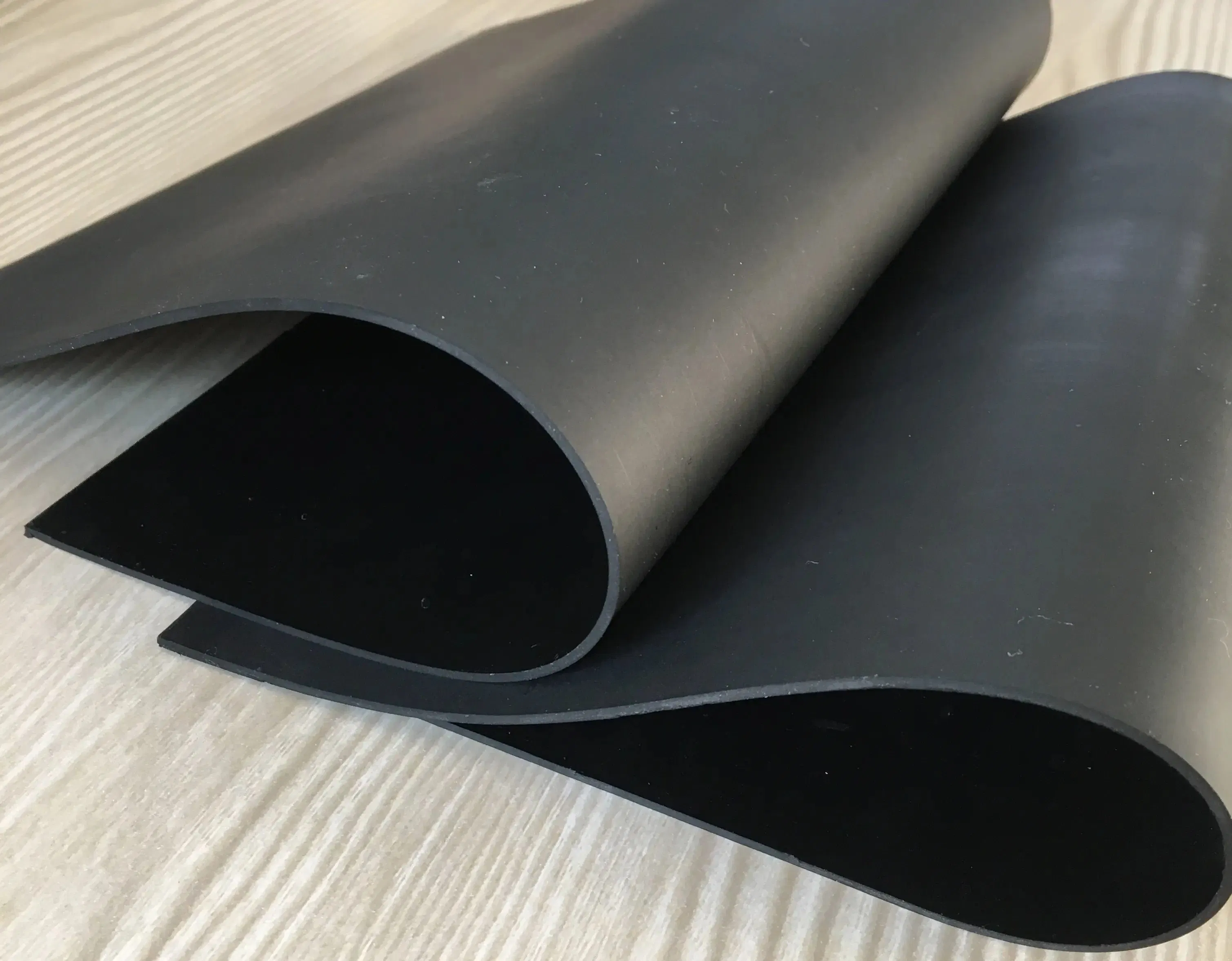 Self-Adhesive EPDM Membrane Building Roofing Materials