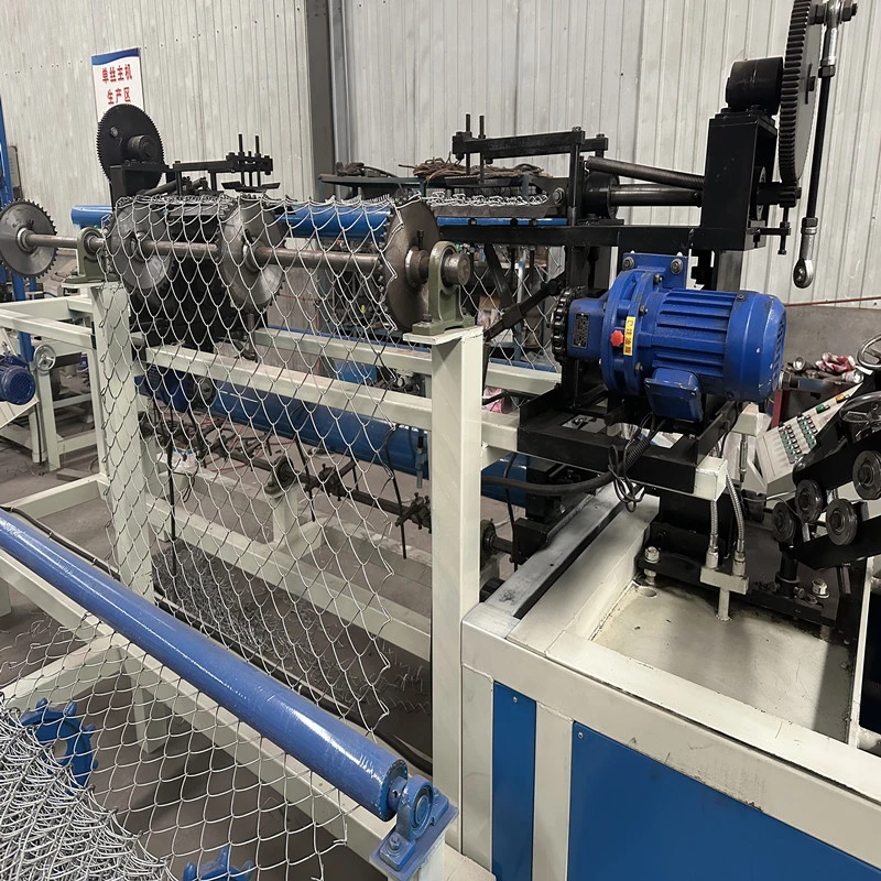 Thailand Customer Full Automatic Chain Link Fence Machine for Diamond Mesh